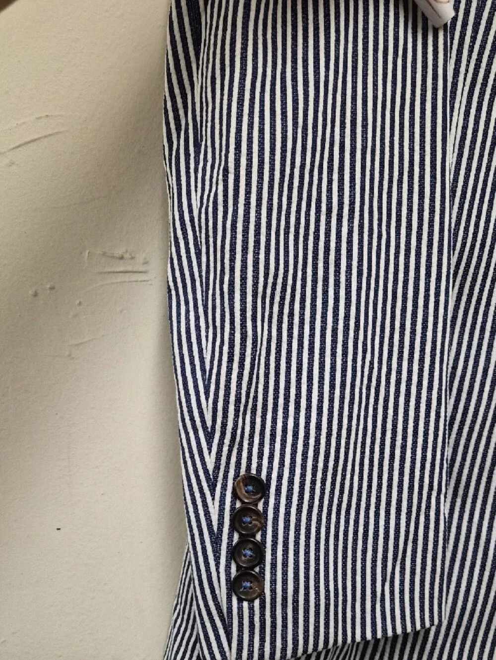Eleventy Navy and White Striped Seersucker Blazer Size 48